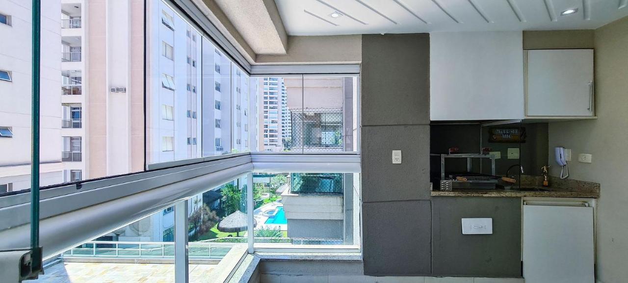 Apto Com Garagem E Lavanderia Em Frente A Apartamento Guarujá