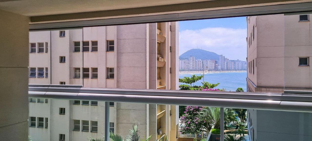 Apto Com Garagem E Lavanderia Em Frente A Apartamento Guarujá