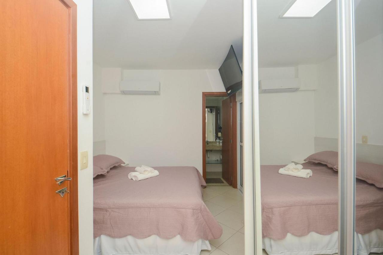 Apto Com Garagem E Lavanderia Em Frente A Apartamento Guarujá