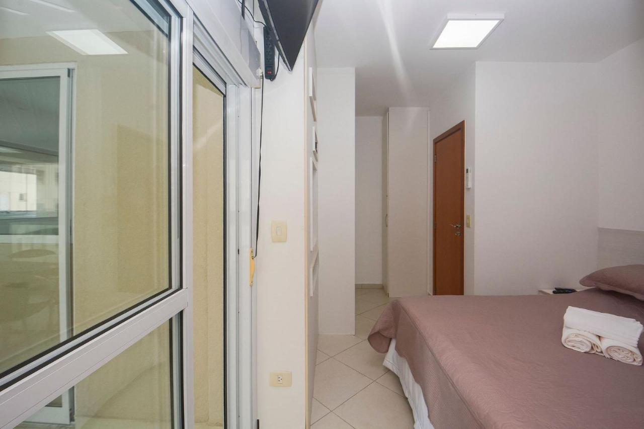 Apto Com Garagem E Lavanderia Em Frente A Guarujá